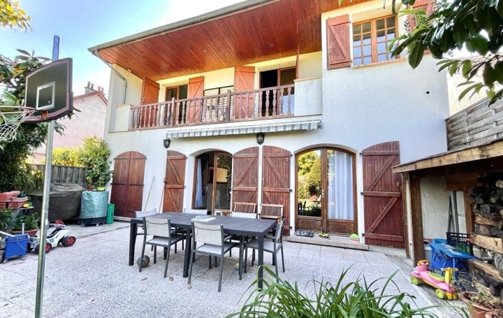 Annonces VILLEPINTE : Maison / Villa | TREMBLAY-EN-FRANCE (93290) | 160 m2 | 385 000 € 